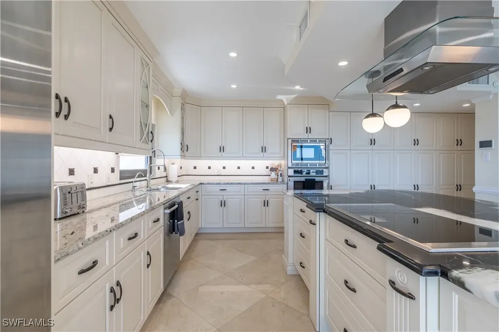 4031 Gulf Shore Boulevard N Naples FL 34103