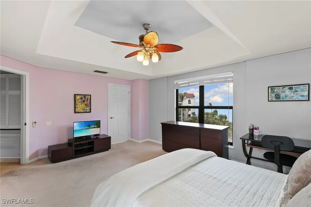 502 La Peninsula Boulevard Naples FL 34113