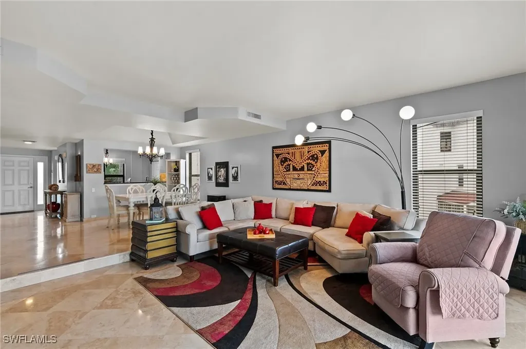 502 La Peninsula Boulevard Naples FL 34113