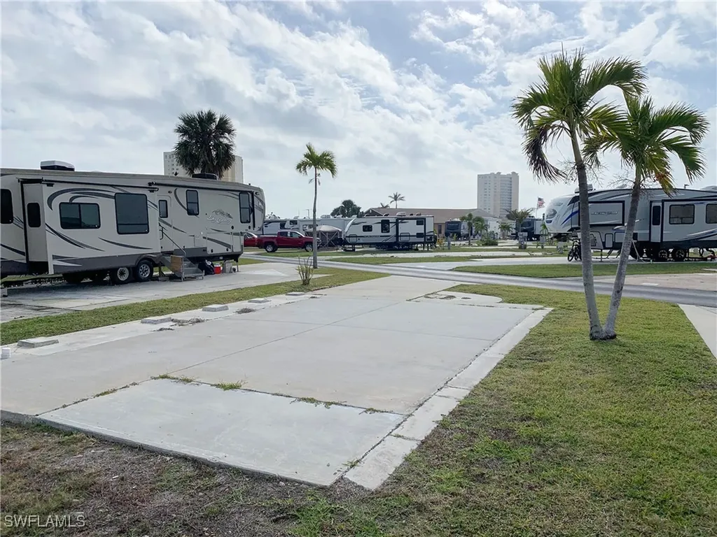 19681 Summerlin #263 Road Fort Myers FL 33908