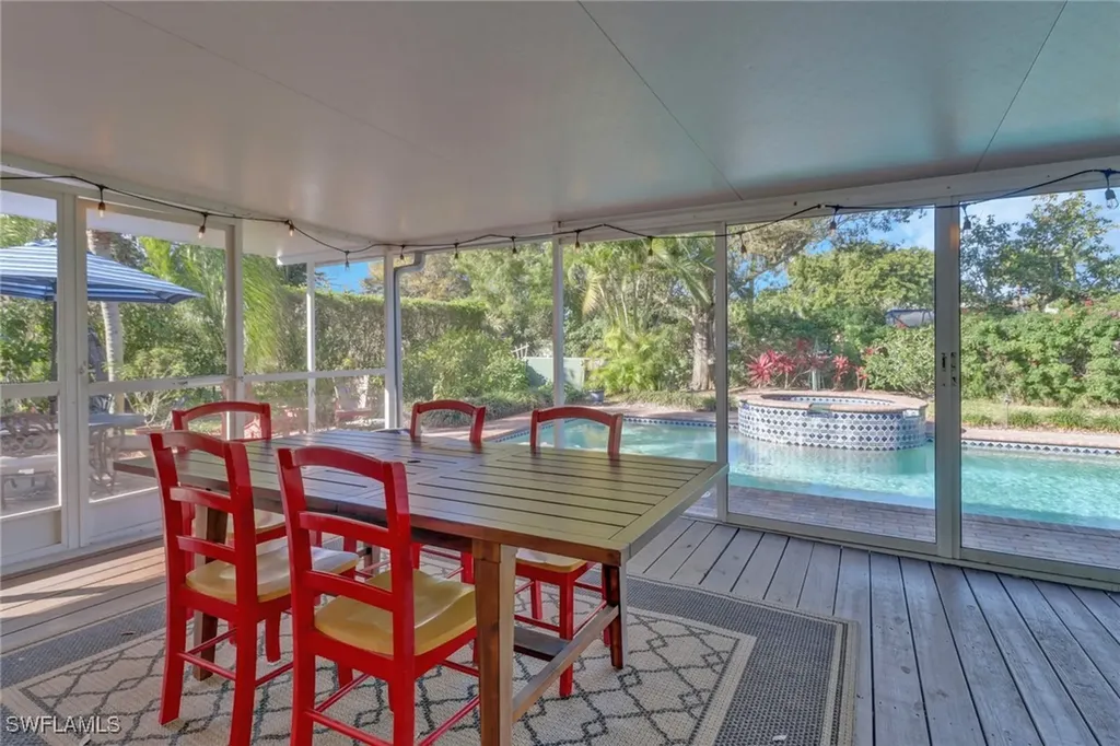 1999 Alamanda Drive Naples FL 34102