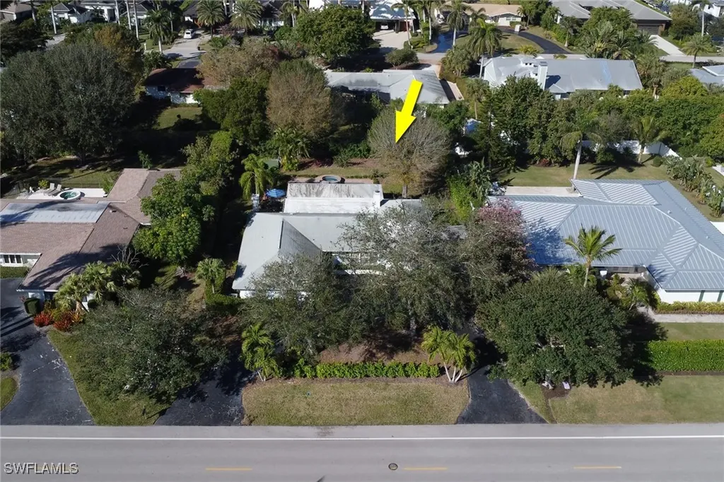 1999 Alamanda Drive Naples FL 34102