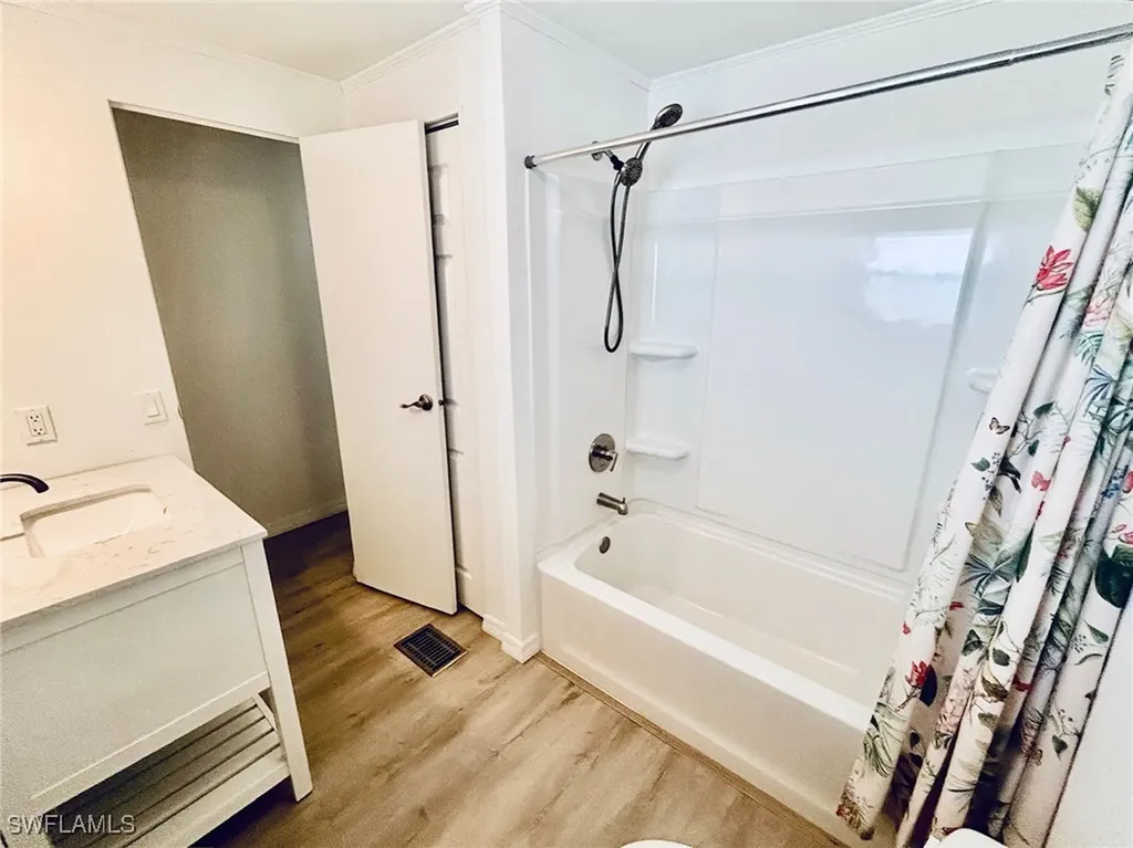 9335 Lord Road Bonita Springs FL 34135