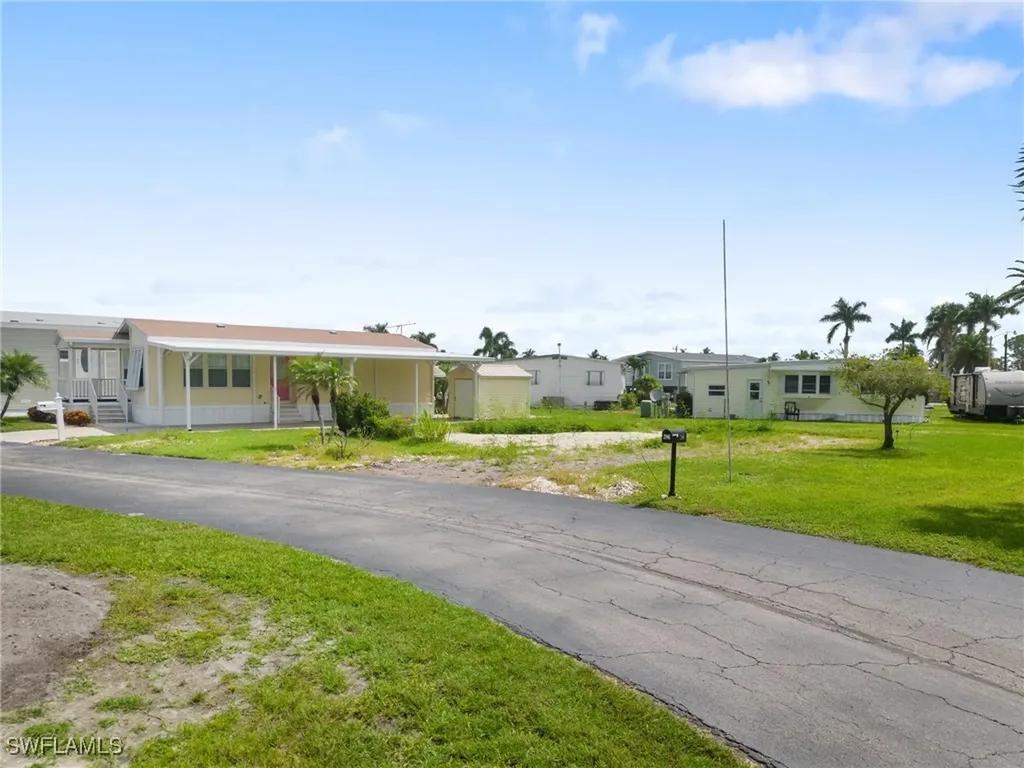 286 Dillard Avenue Fort Myers FL 33908