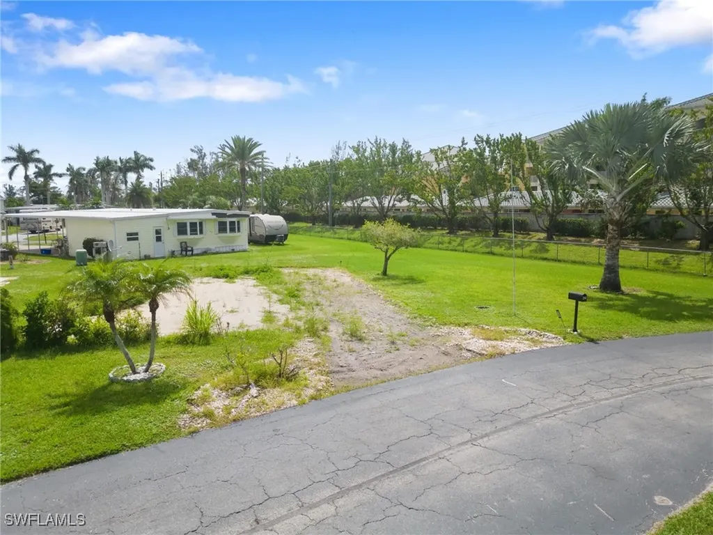 286 Dillard Avenue Fort Myers FL 33908