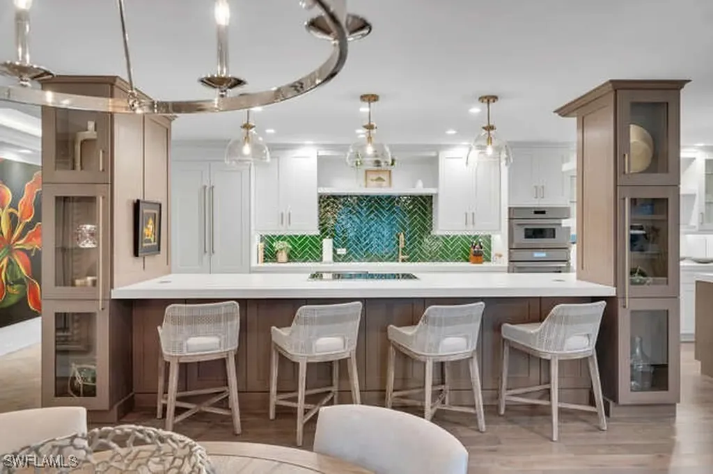 3401 Gulf Shore Boulevard N Naples FL 34103