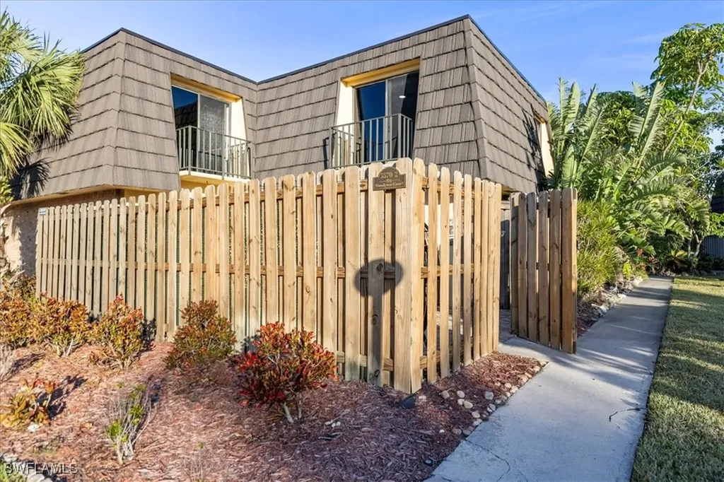 5570 Woodrose Court Fort Myers FL 33907