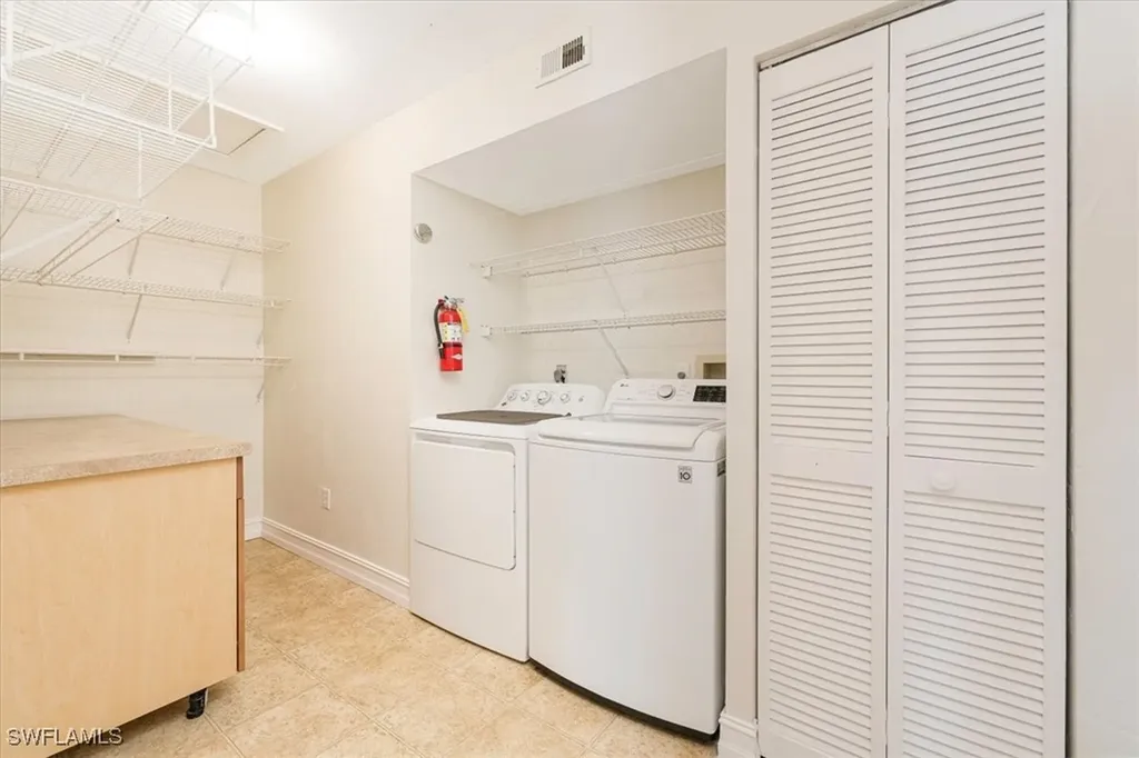 3219 Horse Carriage Way Naples FL 34105