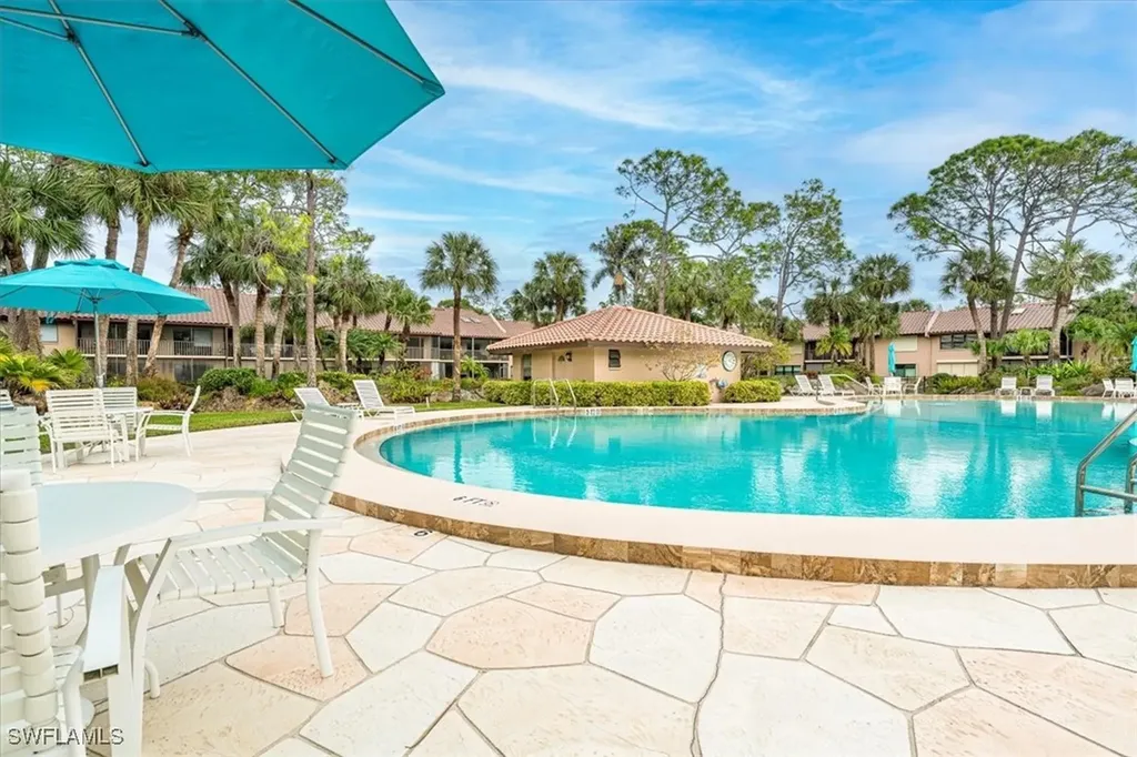 3219 Horse Carriage Way Naples FL 34105