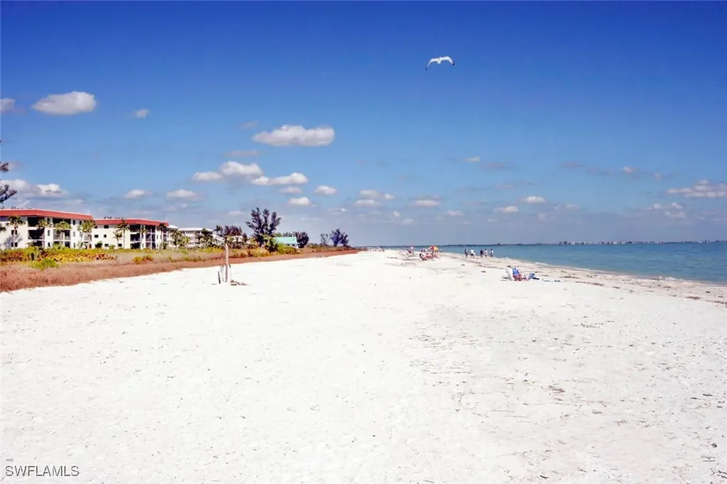 827 E Gulf Drive Sanibel FL 33957