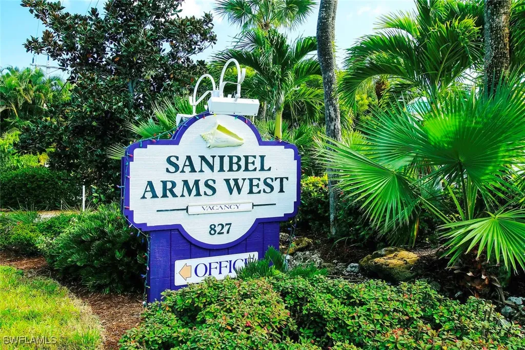 827 E Gulf Drive Sanibel FL 33957