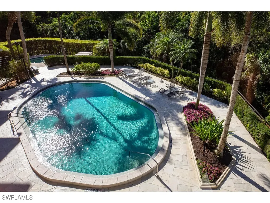 5555 Heron Point Drive Naples FL 34108