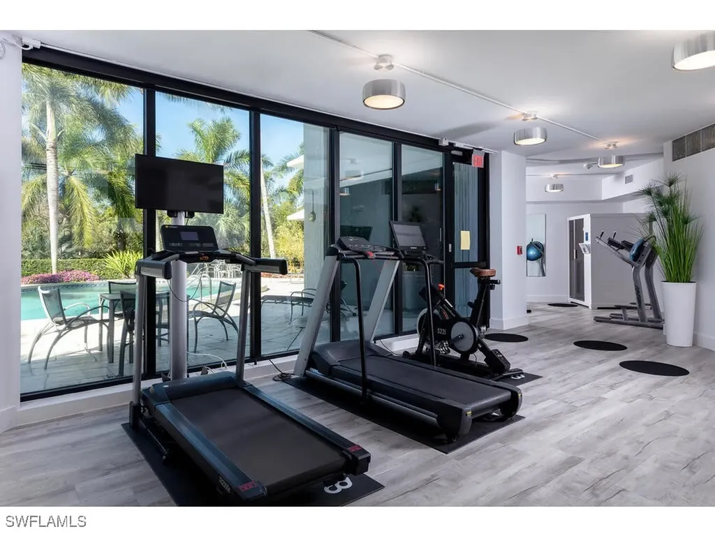 5555 Heron Point Drive Naples FL 34108