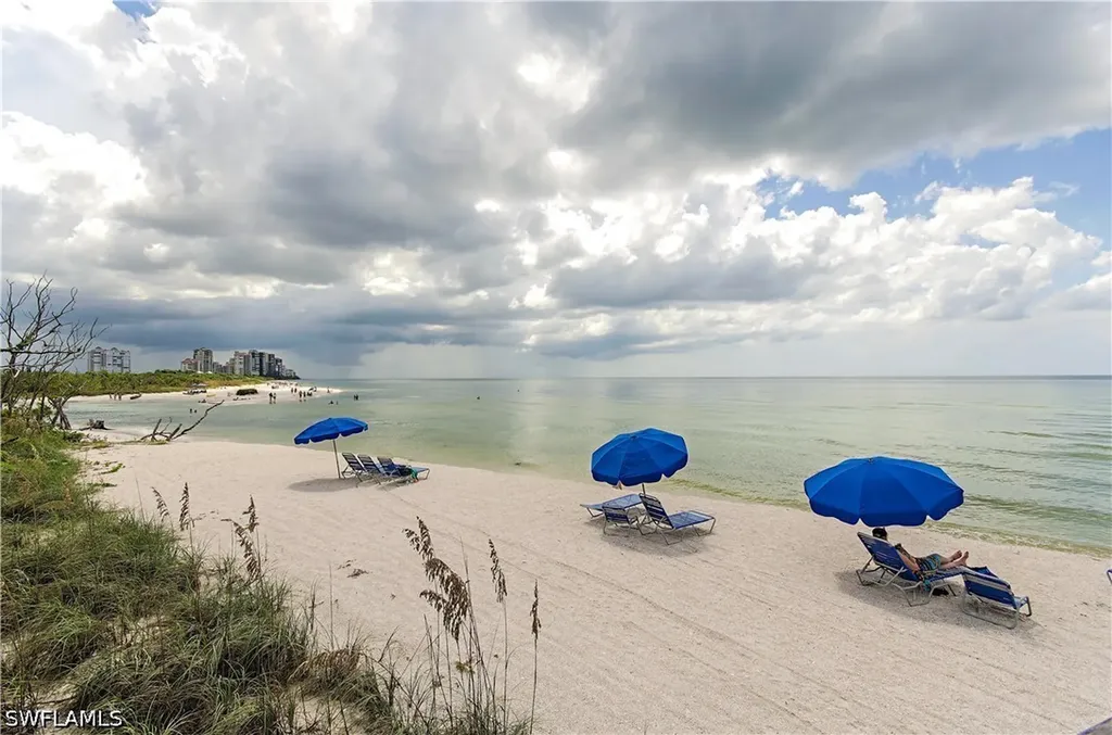 5555 Heron Point Drive Naples FL 34108