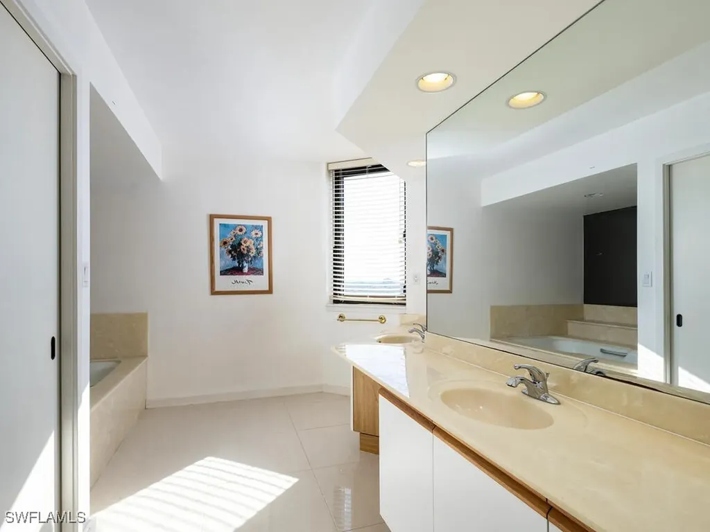 5555 Heron Point Drive Naples FL 34108