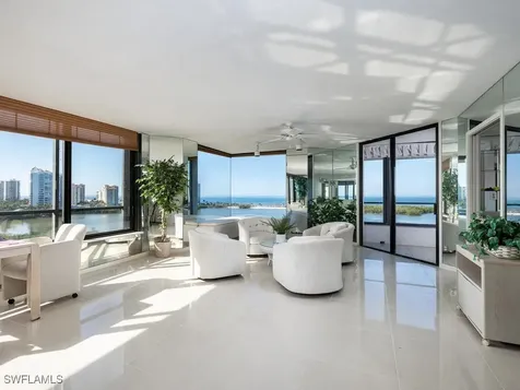 5555 Heron Point Drive Naples FL 34108