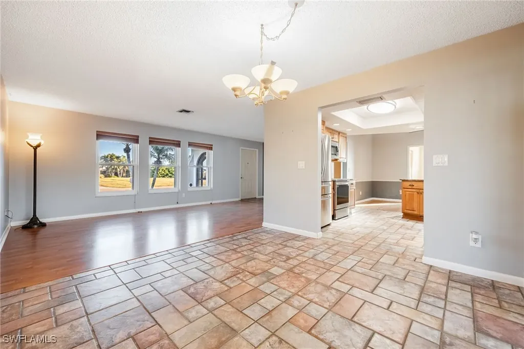 1404 SE 22nd Terrace Cape Coral FL 33990