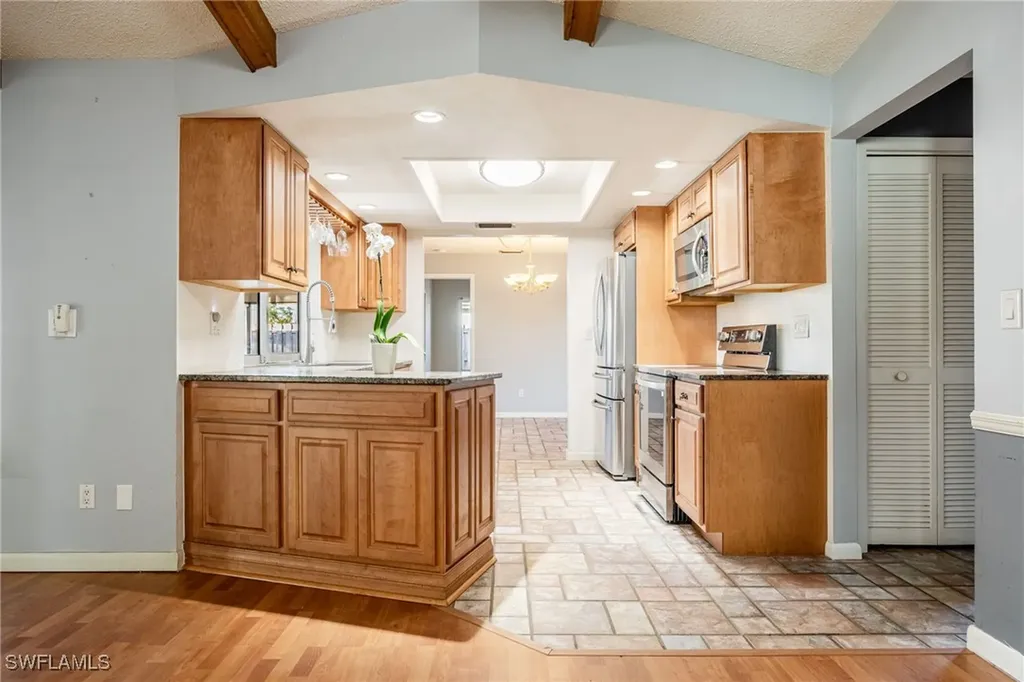 1404 SE 22nd Terrace Cape Coral FL 33990