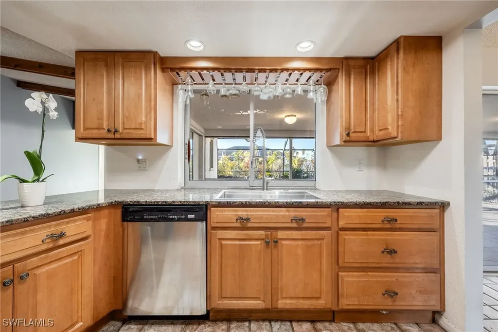 1404 SE 22nd Terrace Cape Coral FL 33990