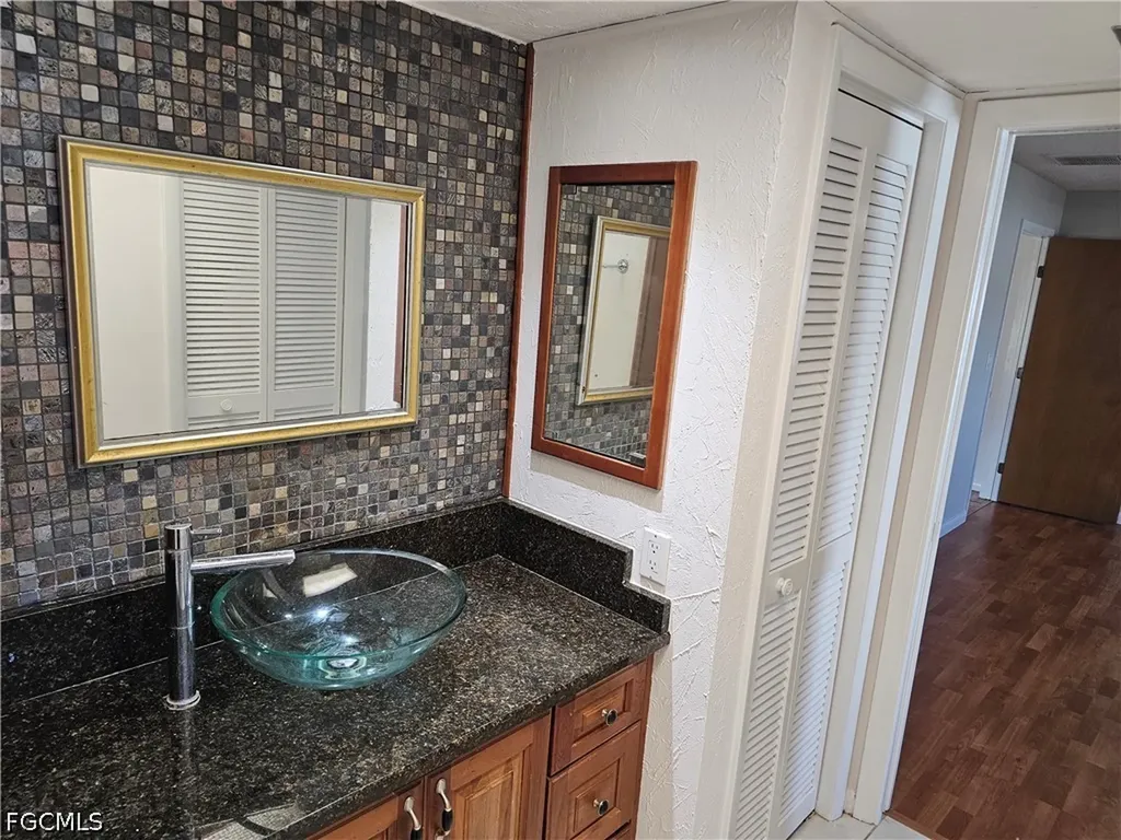 1404 SE 22nd Terrace Cape Coral FL 33990