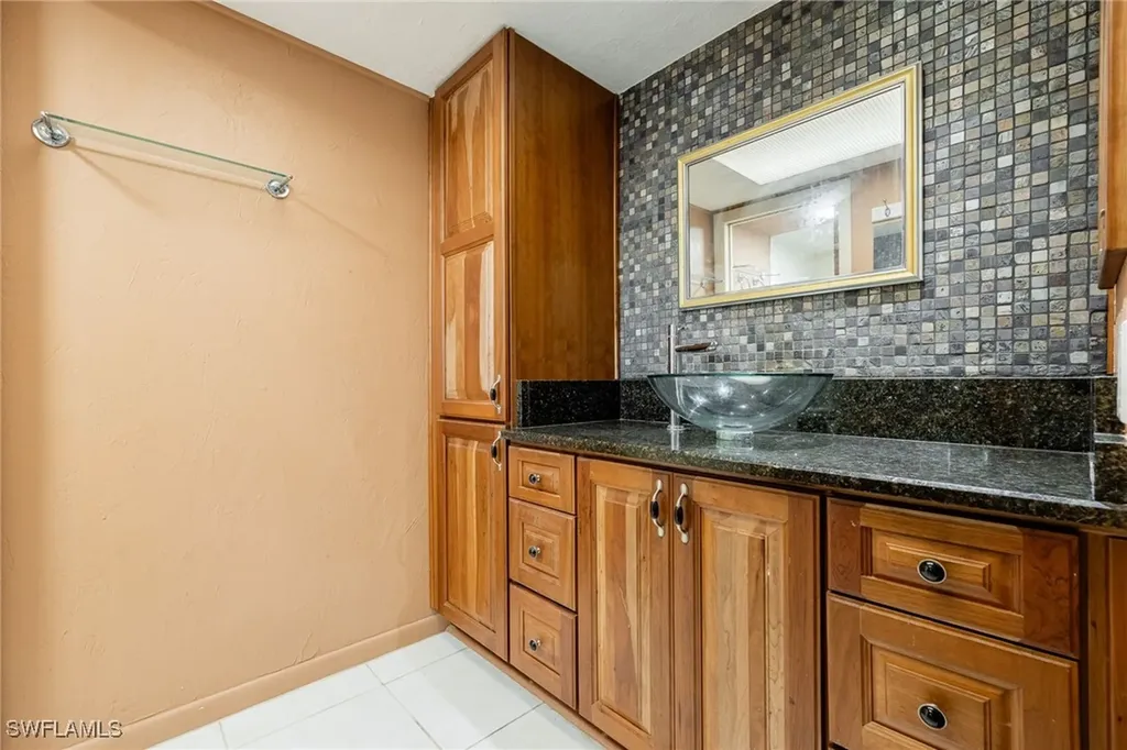 1404 SE 22nd Terrace Cape Coral FL 33990