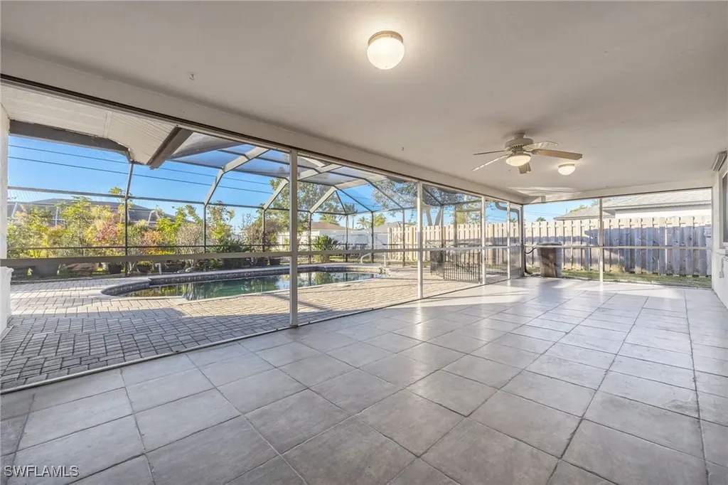 1404 SE 22nd Terrace Cape Coral FL 33990