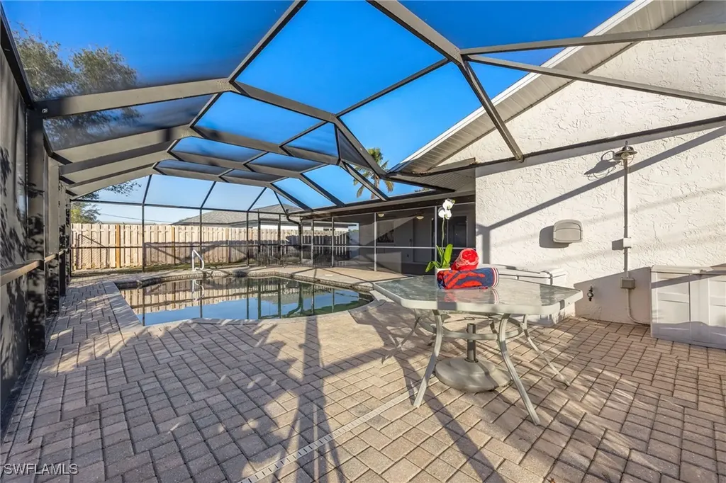 1404 SE 22nd Terrace Cape Coral FL 33990