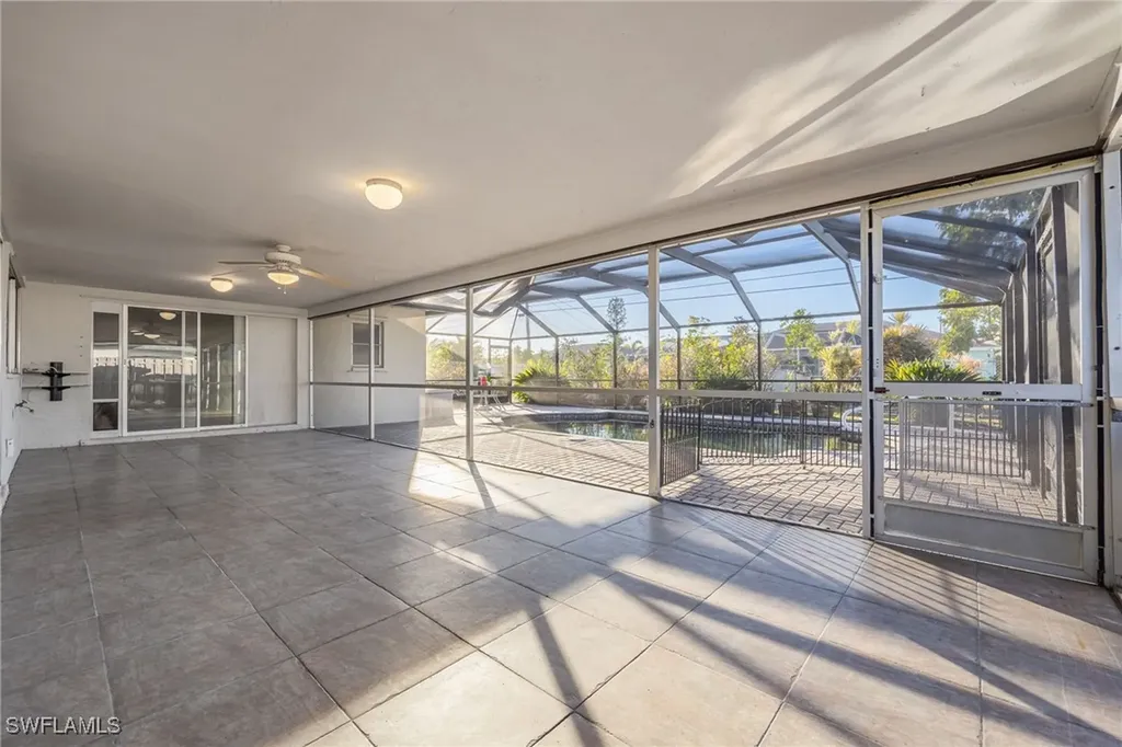 1404 SE 22nd Terrace Cape Coral FL 33990