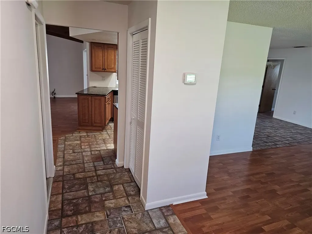 1404 SE 22nd Terrace Cape Coral FL 33990
