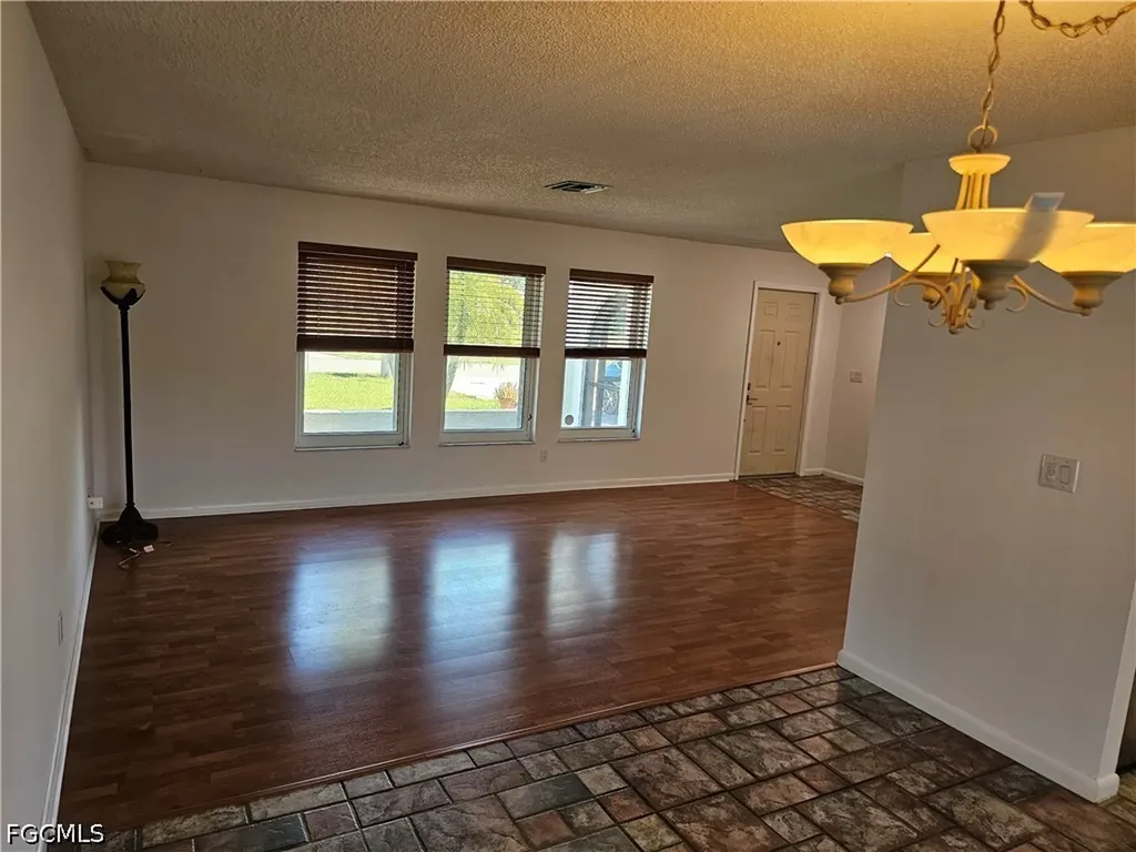 1404 SE 22nd Terrace Cape Coral FL 33990