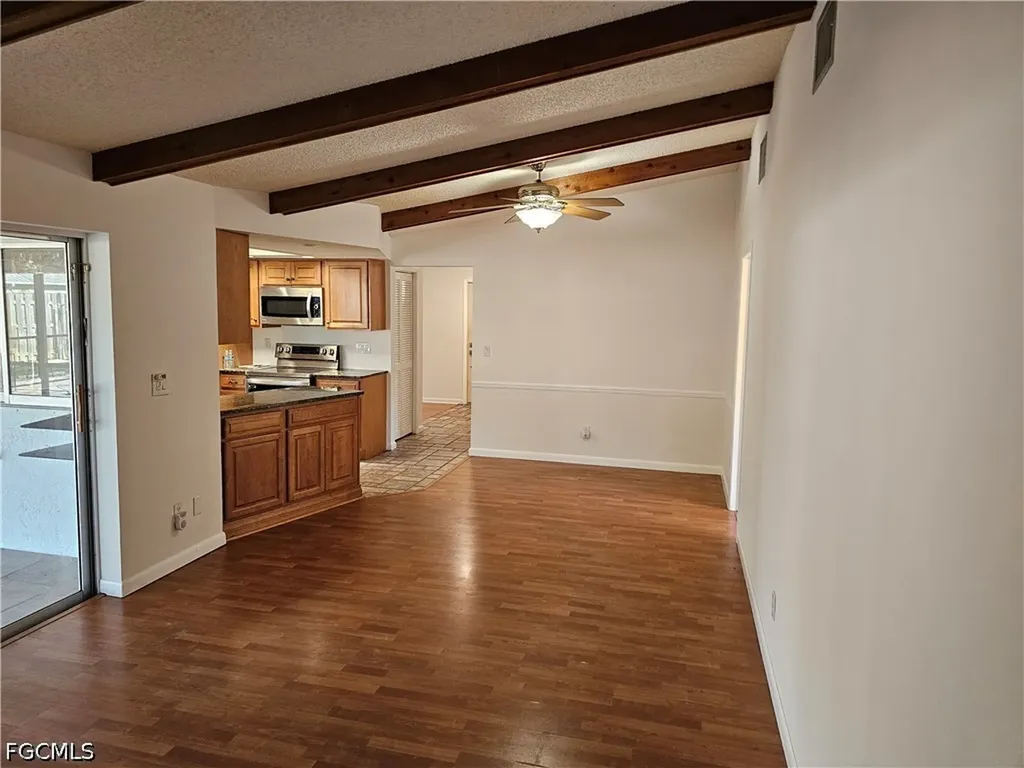 1404 SE 22nd Terrace Cape Coral FL 33990