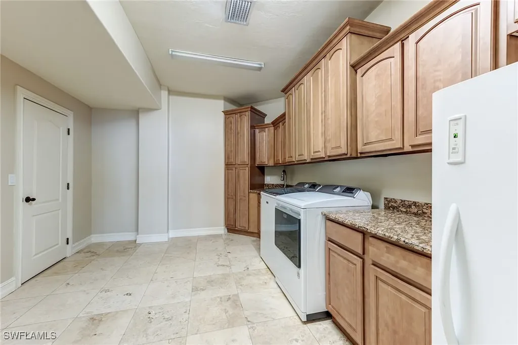 123 E North Shore Avenue North Fort Myers FL 33917