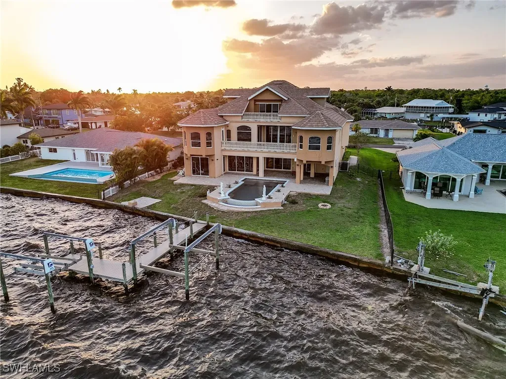123 E North Shore Avenue North Fort Myers FL 33917