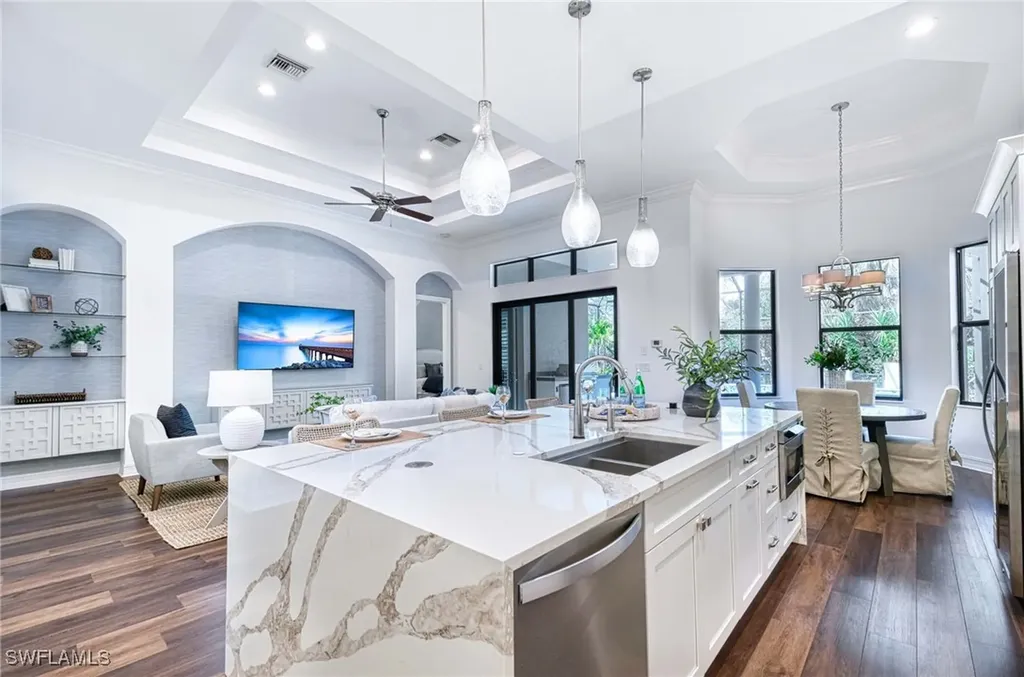 7307 Lantana Circle Naples FL 34119