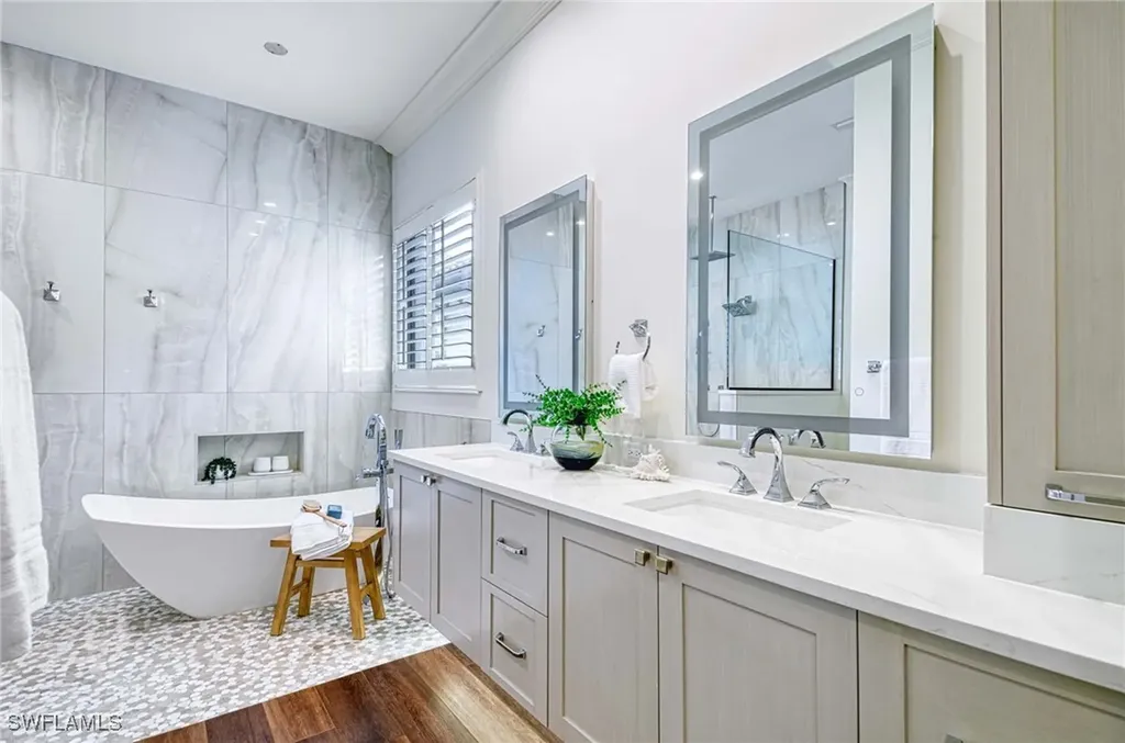 7307 Lantana Circle Naples FL 34119