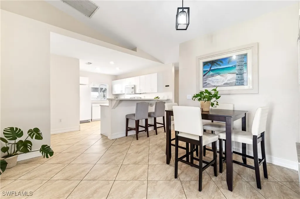 3023 SW 15th Place Cape Coral FL 33914