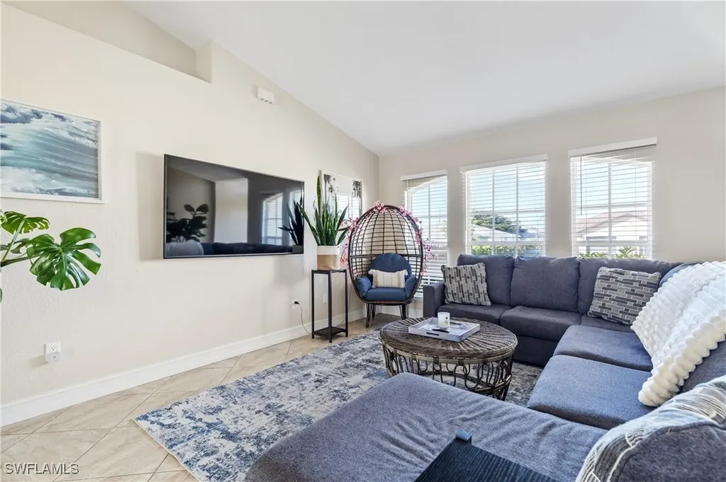 3023 SW 15th Place Cape Coral FL 33914