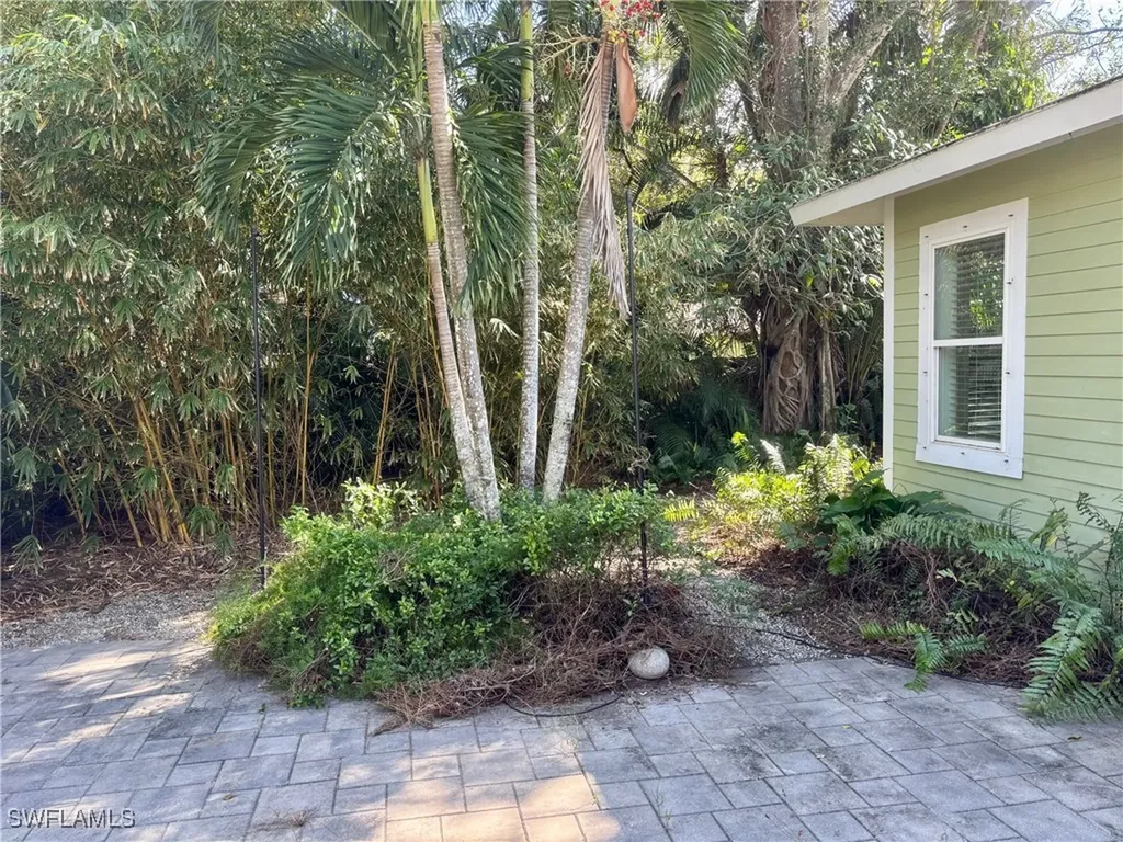 2728 Providence Street Fort Myers FL 33916