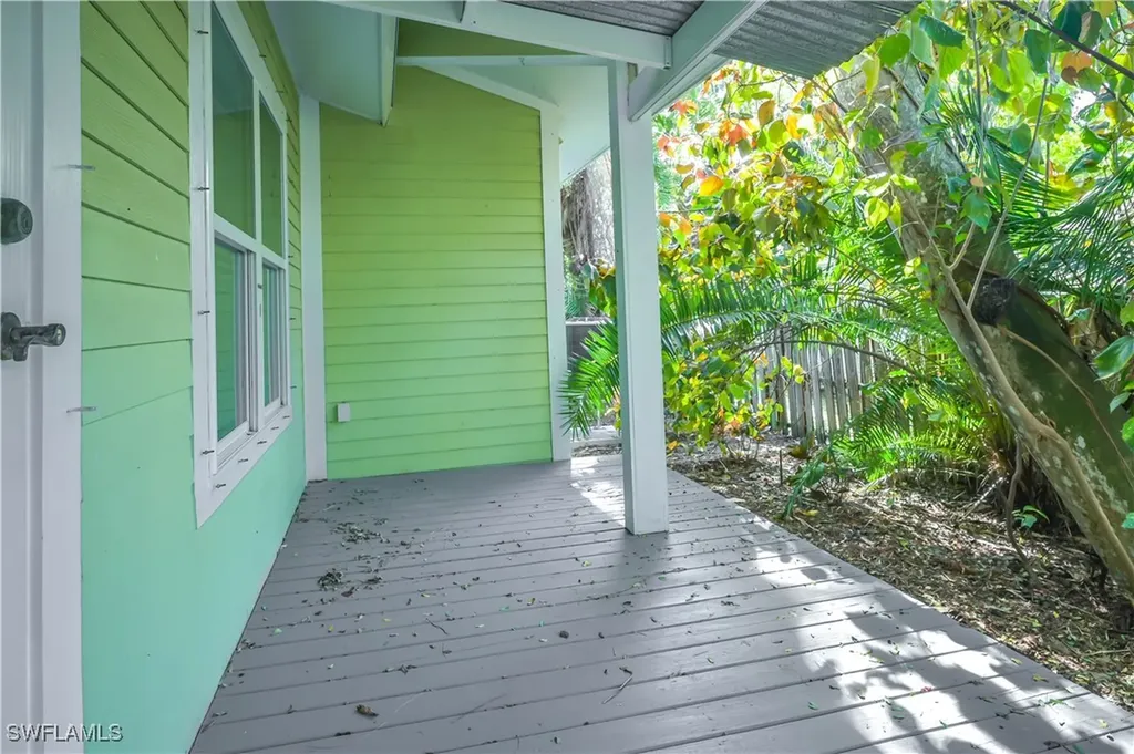 2728 Providence Street Fort Myers FL 33916