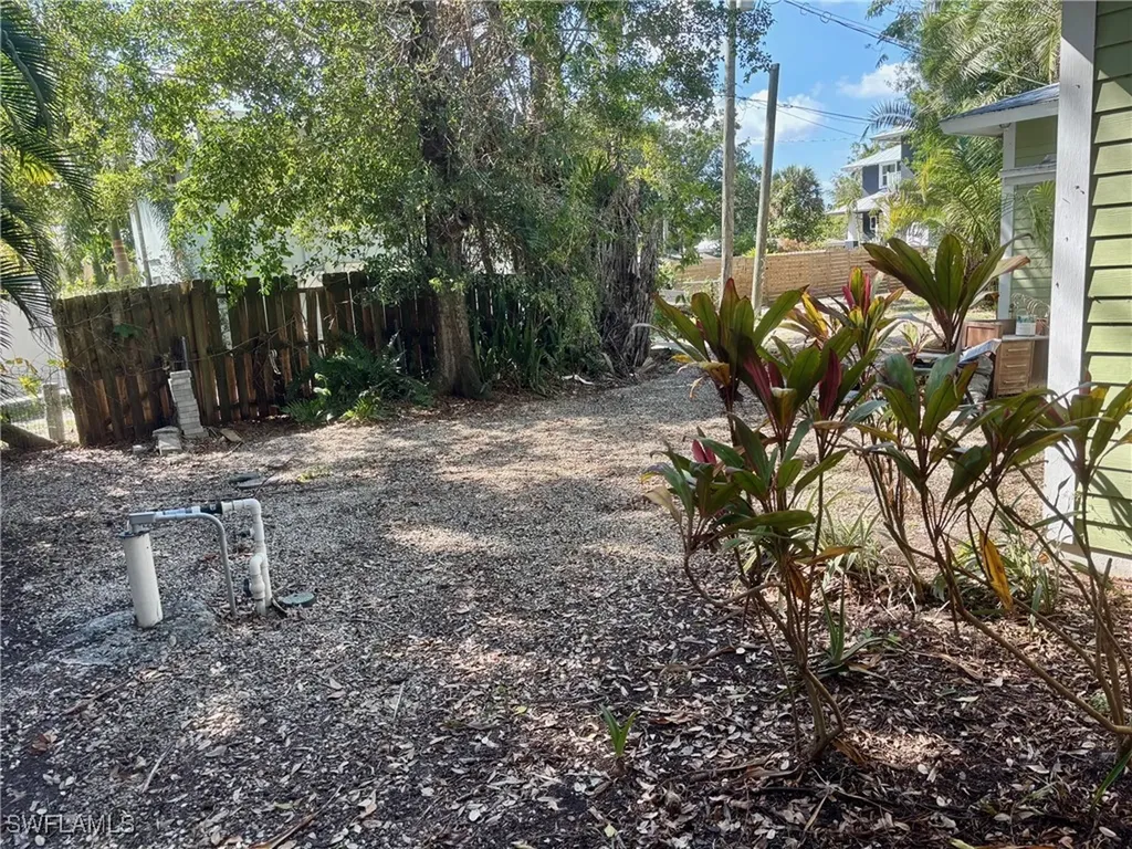 2728 Providence Street Fort Myers FL 33916