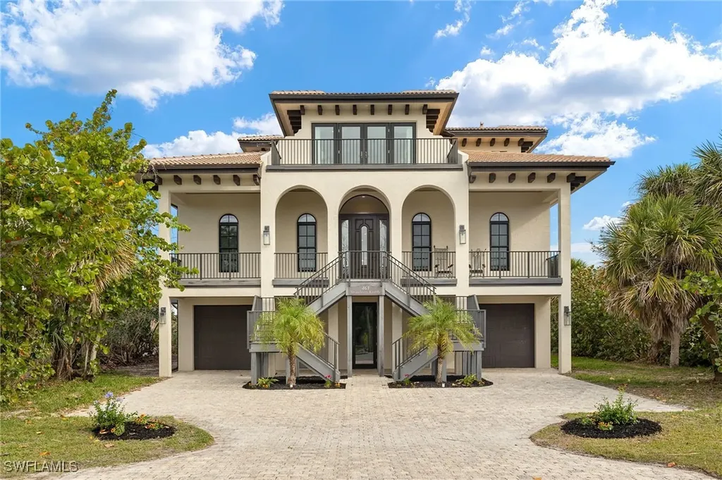 461 Lake Murex Circle Sanibel FL 33957