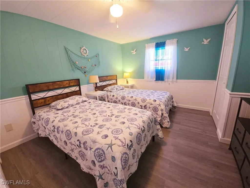 19 Moorhead Manor Naples FL 34112