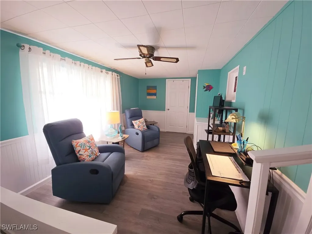 19 Moorhead Manor Naples FL 34112