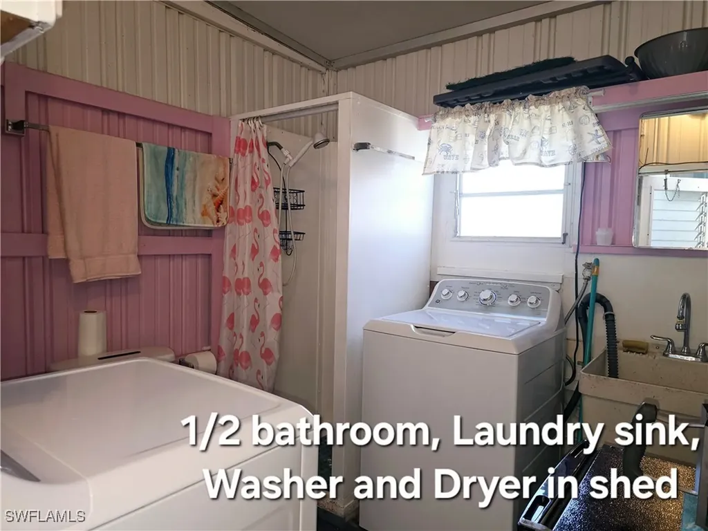 19 Moorhead Manor Naples FL 34112