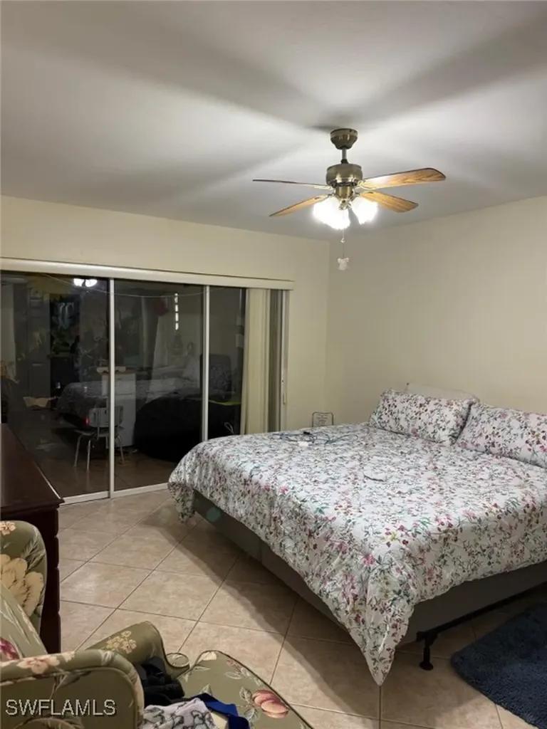 3915 SW 1st Place Cape Coral FL 33914