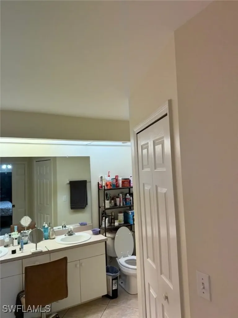 3915 SW 1st Place Cape Coral FL 33914