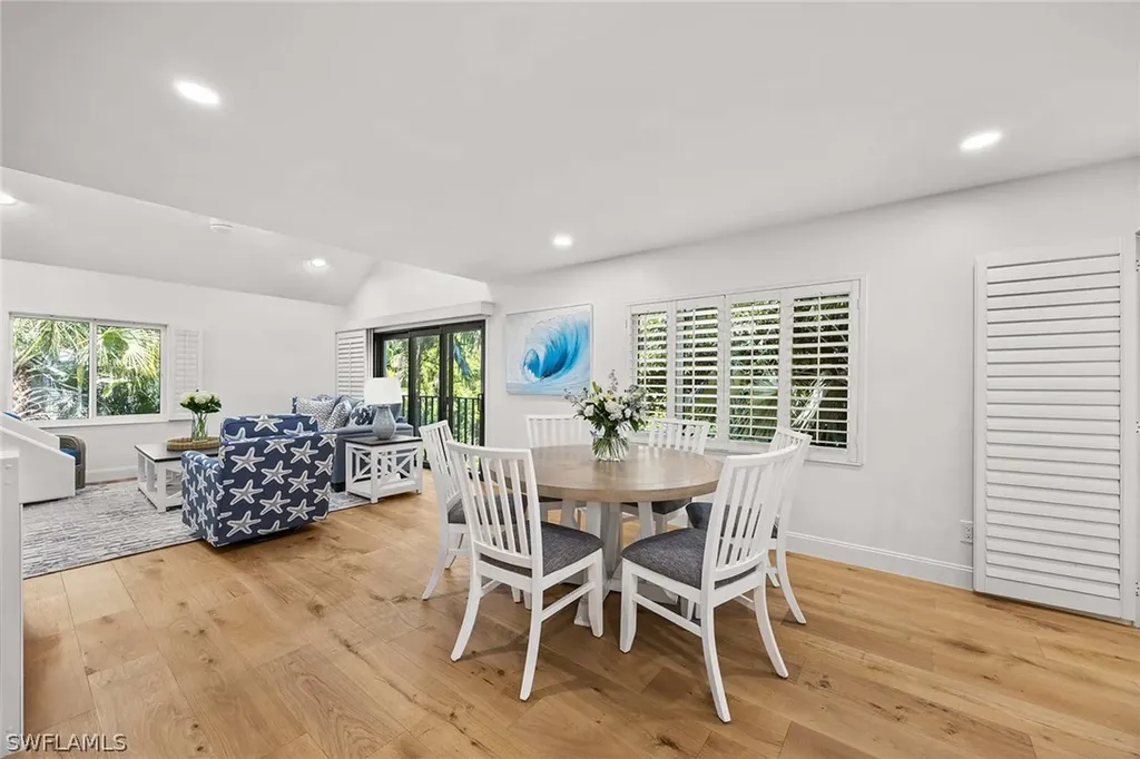 375 8th Avenue S Naples FL 34102