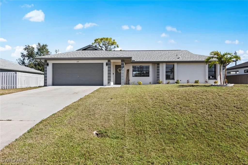 127 NE 9th Avenue Cape Coral FL 33909