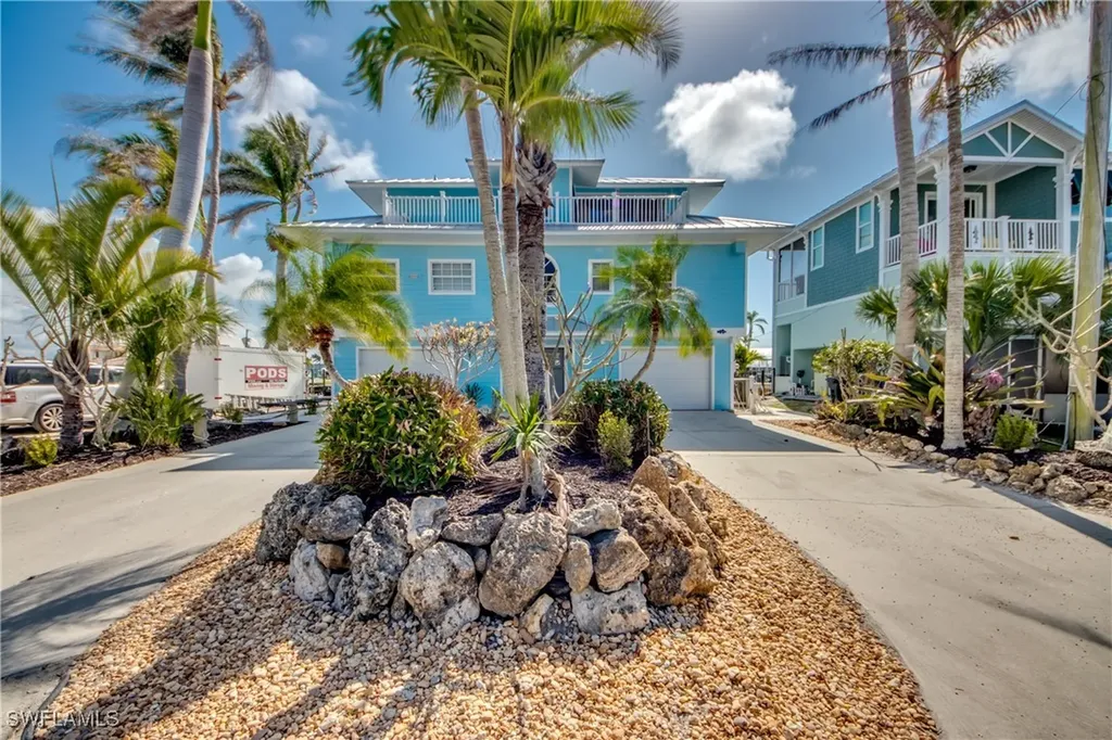11940 Island Avenue Matlacha FL 33993