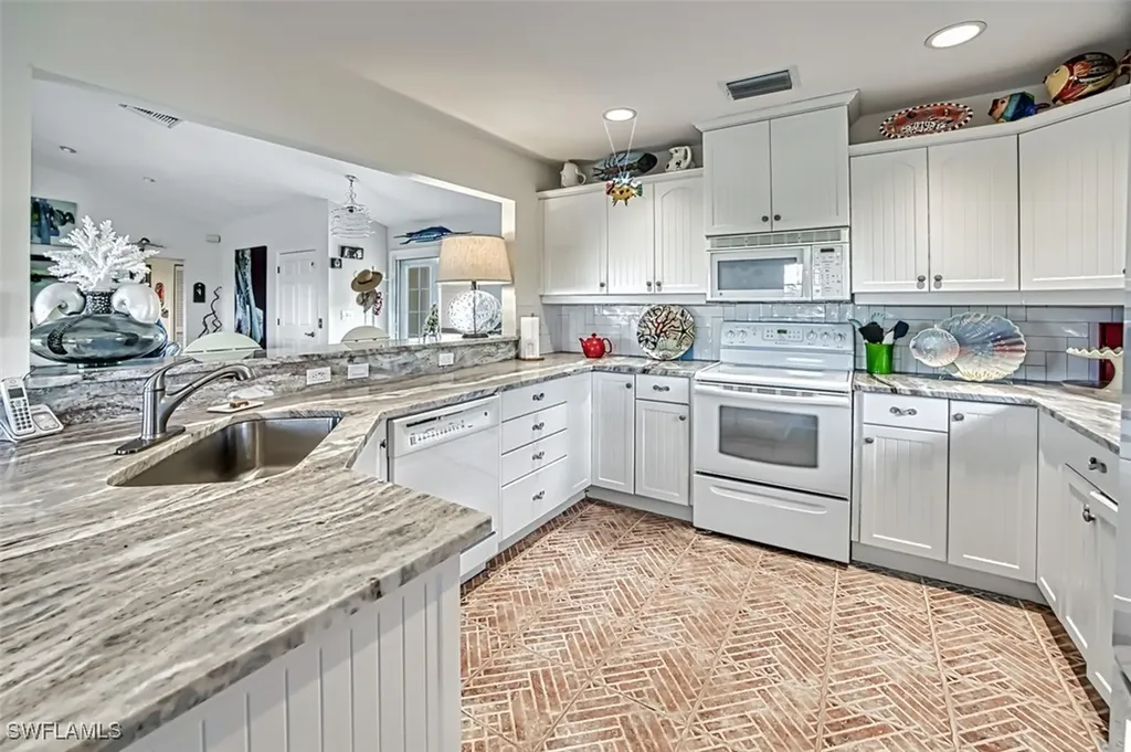 3362 Barra Circle Sanibel FL 33957